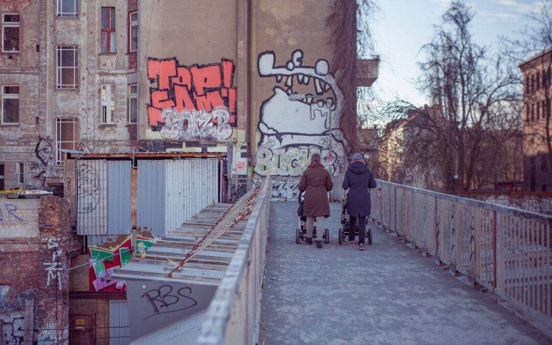 Diseño, ejecución, evaluación y sistematización de al menos dos metodologías de implementación del componente comunitario del programa Somos Barrio