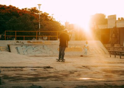 Ajuste al diseño de las orientaciones técnicas vigentes de programas de residencia familiar de adolescencia temprana y residencia familiar para adolescetes, en sus modalidad de administración directa y ejecución a través de colaboradores acreditados